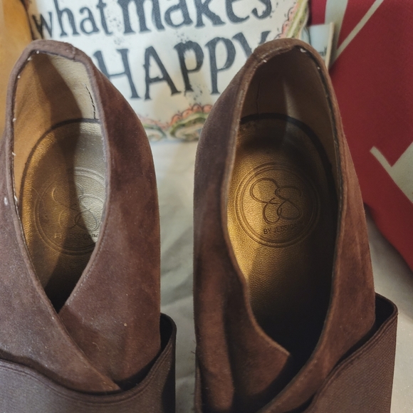 Jessica Simpson women's Heels Booties 8B Brown Suede Stretch - Picture 6 of 9